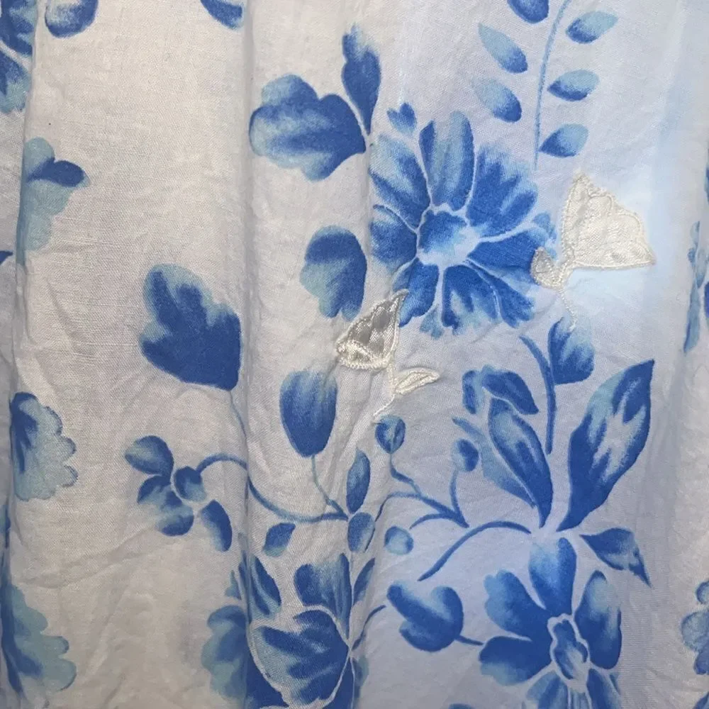 Lucie Ann Vintage robe size small